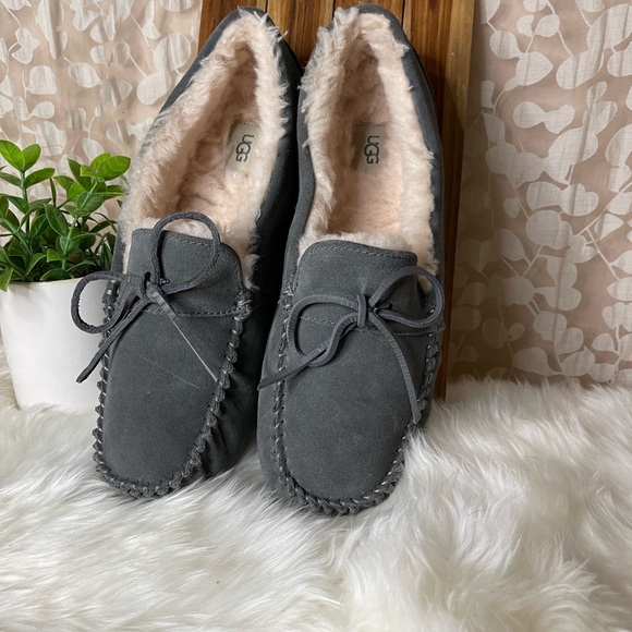 UGG Gray Charcoal Corvin Loafer Slippers size 12 - Picture 9 of 10